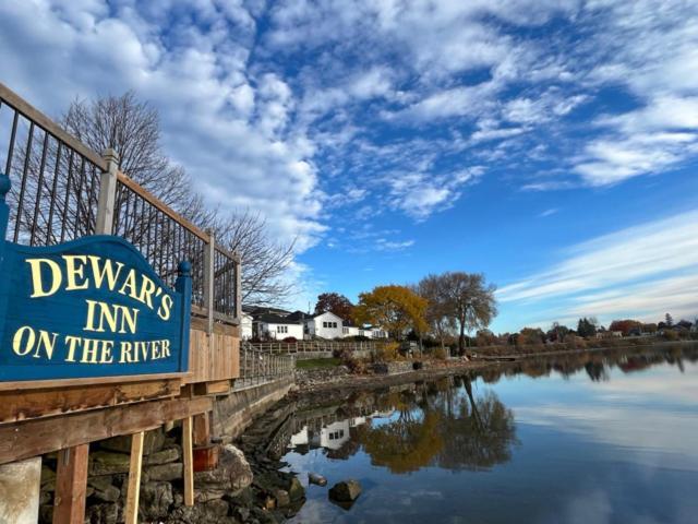 Dewar'S Inn And Cottages Prescott Exterior foto